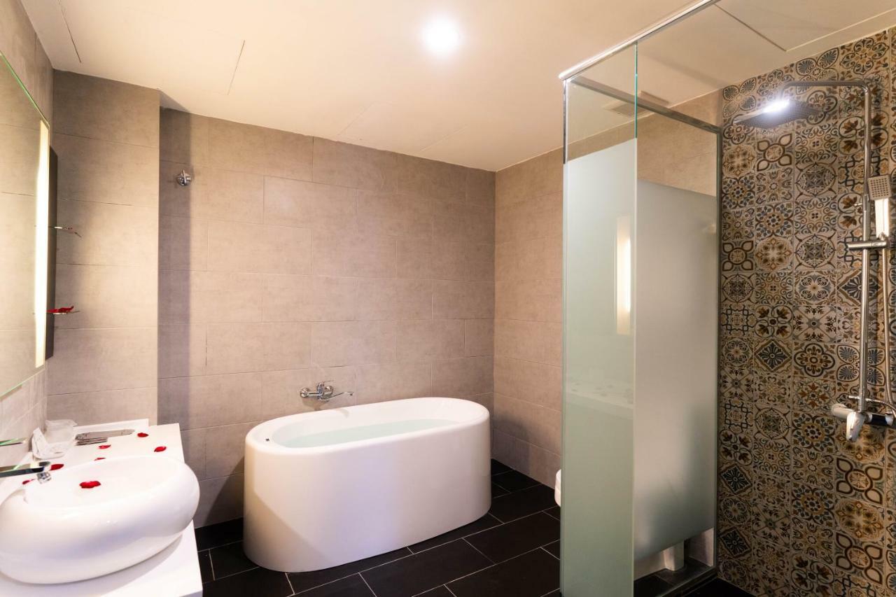 Artworks Hotel Іпох Екстер'єр фото